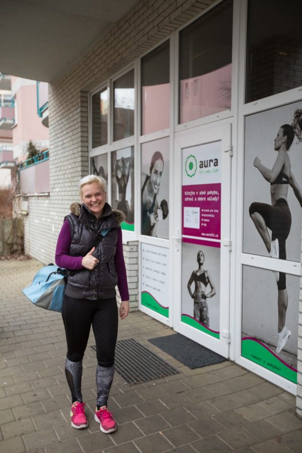 jsy 9983 600x900 1 - aurafit je fitness cvičení pro ženy v Praze